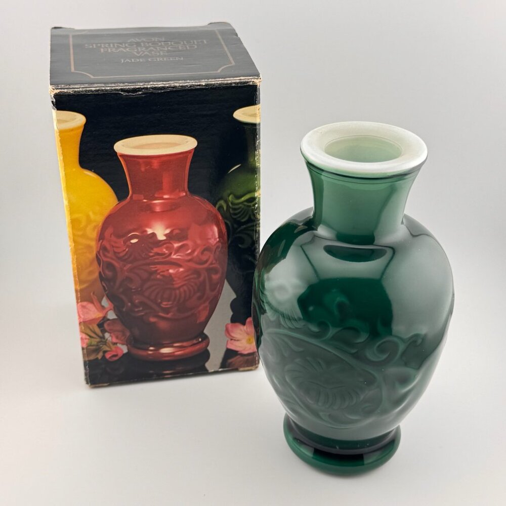 Vintage 1981 Avon Spring Bouquet Jade Green Milk Glass Fragrance Vase Collection - Picture 2 of 10